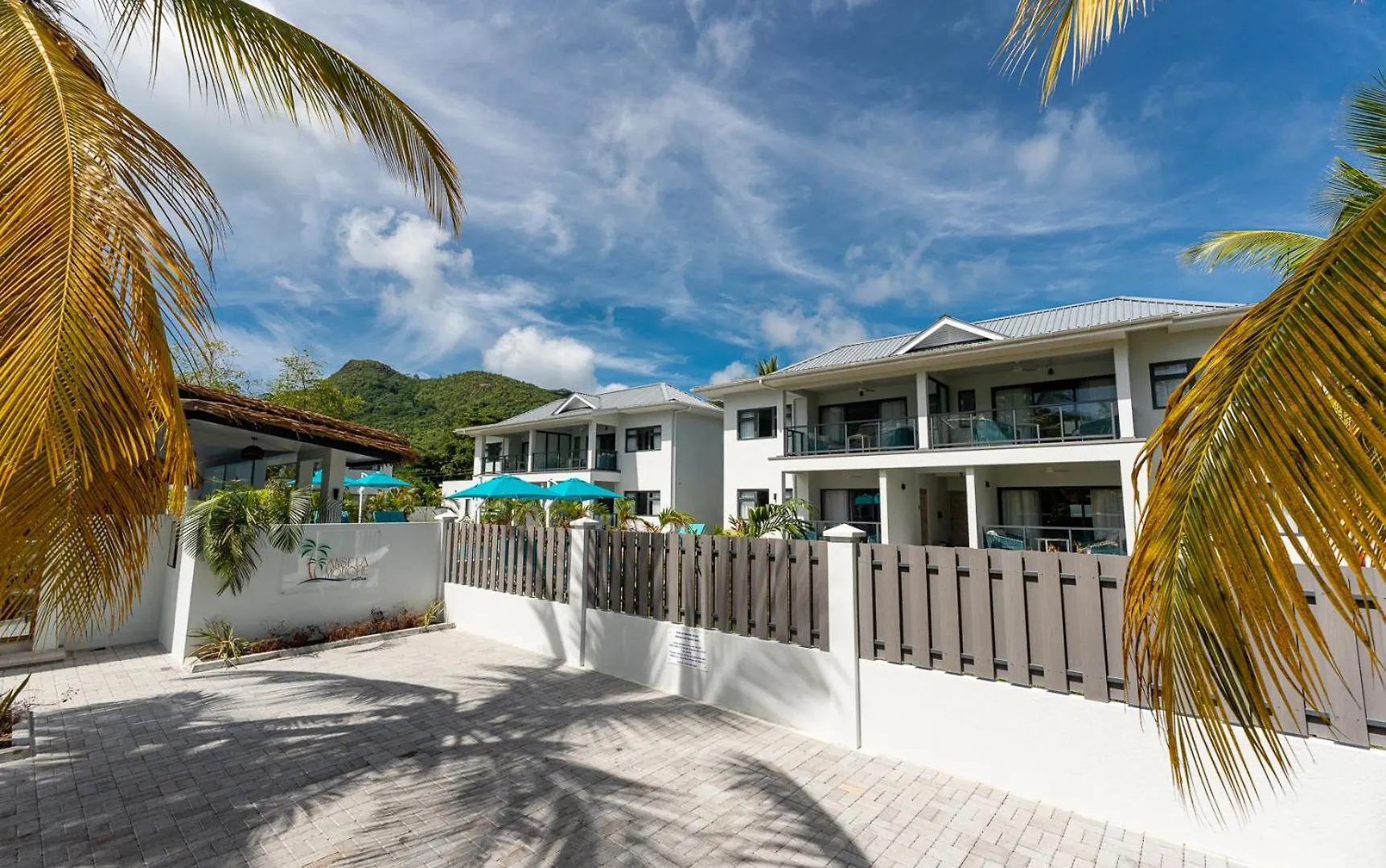 Anse La Mouche Villas Baie Lazare
